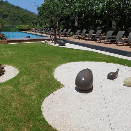Unixx By Gl Apartment Pattaya Ngoại thất bức ảnh
