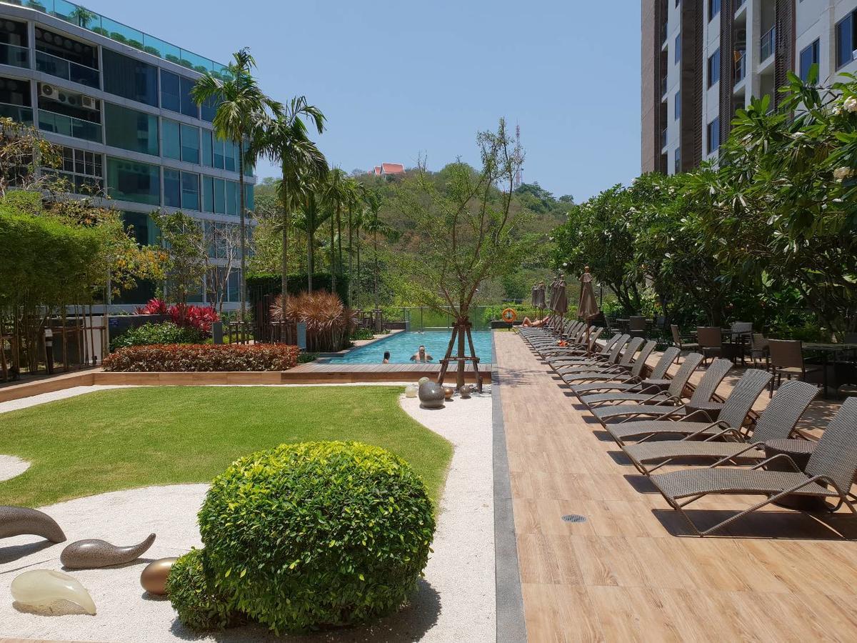 Unixx By Gl Apartment Pattaya Ngoại thất bức ảnh